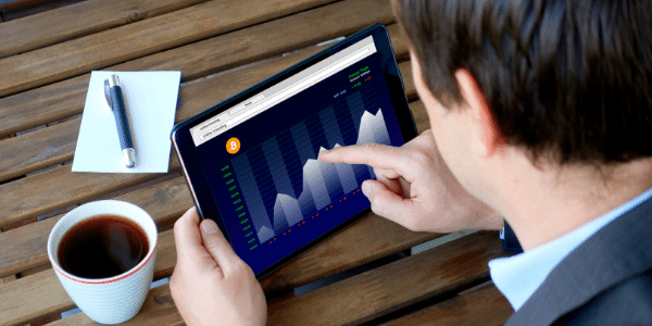 How to Trade Cryptocurrencies (2020 Beginners Guide)